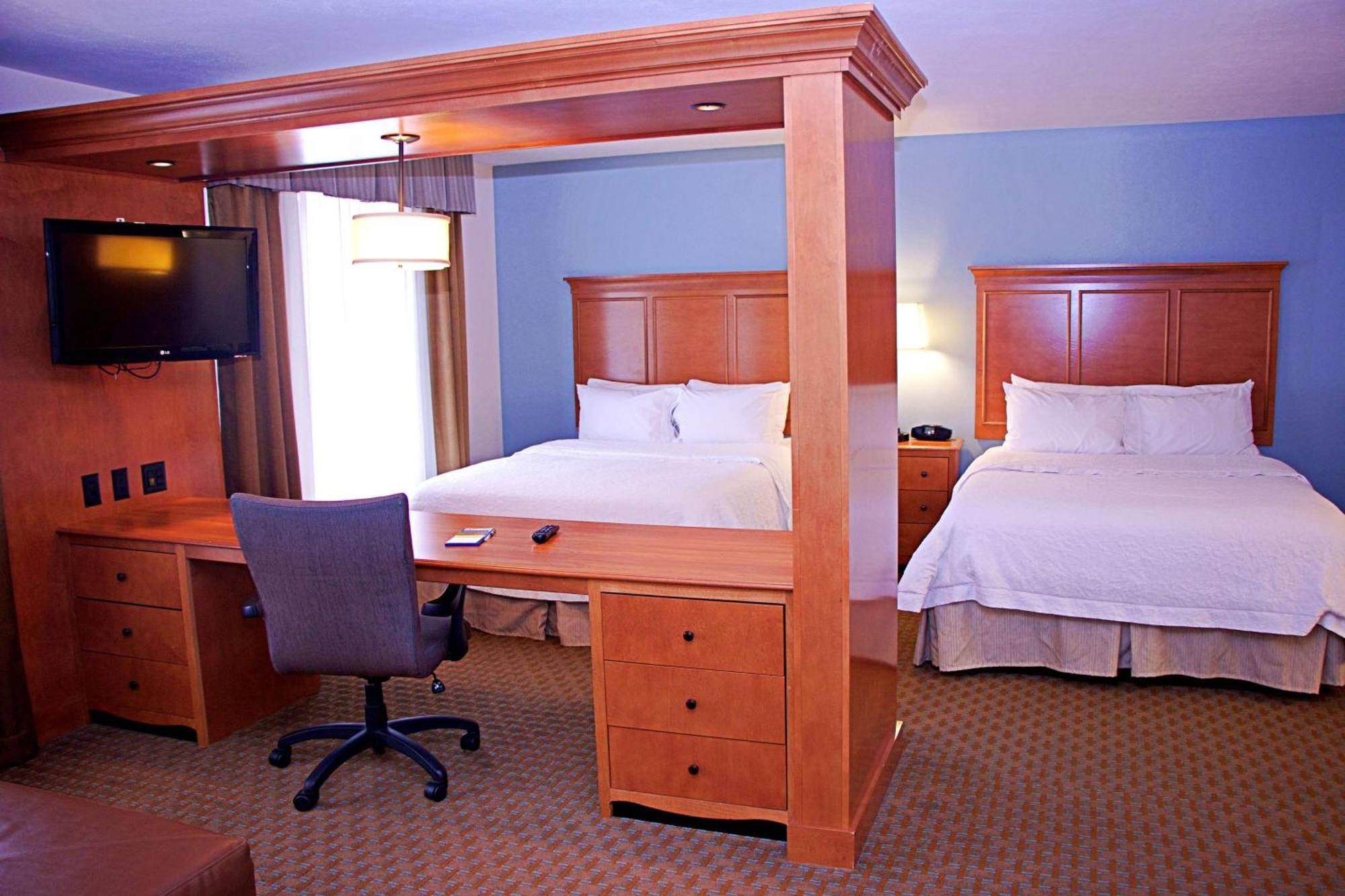 Hampton Inn Sidney Bagian luar foto